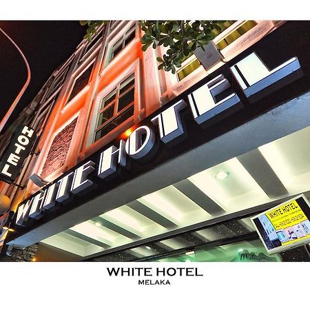 White Hotel Malacca Esterno foto